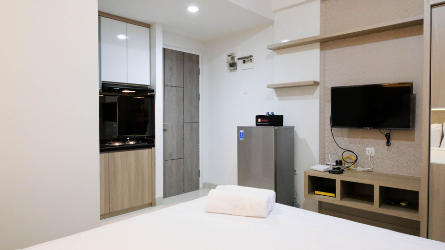 Bedroom 5, Best Choice and Compact Studio at Apartment Taman Melati Surabaya By Travelio, Surabaya