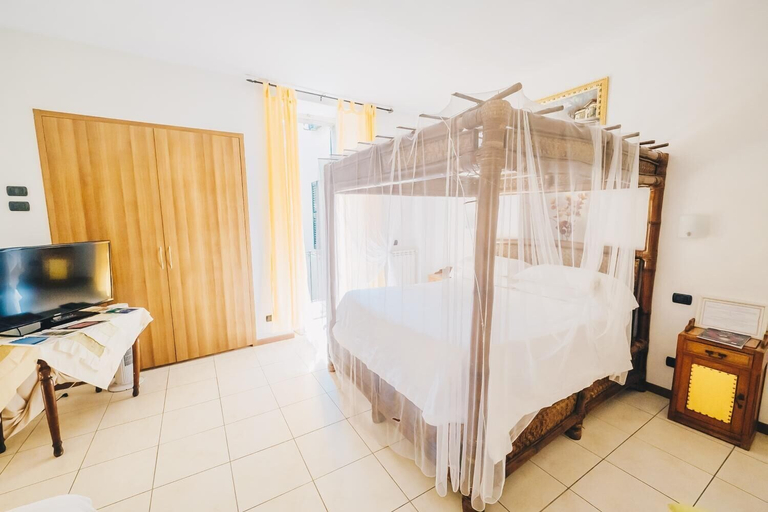 Bedroom 4, Hotel Suisse, Como