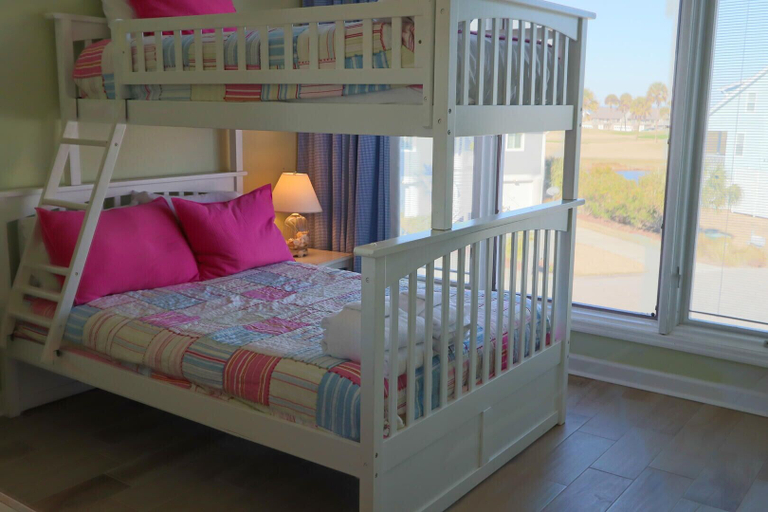 Bedroom 3, 355 Ocean Point Dr, Beaufort