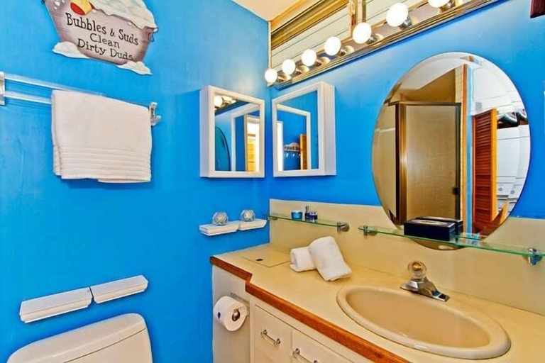 Bathroom 2, Sans Souci 702 Studio Bedroom Condo, Honolulu