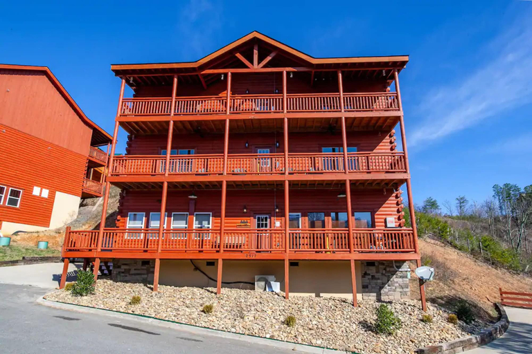 Exterior & Views 2, Lazy Bear Lodge With Private Pool, Sevier