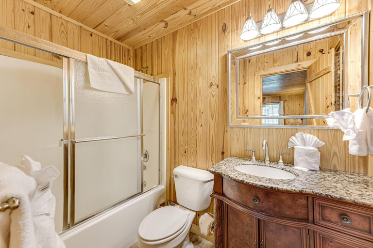 Bathroom 4, Sage Grass Retreat, Sevier