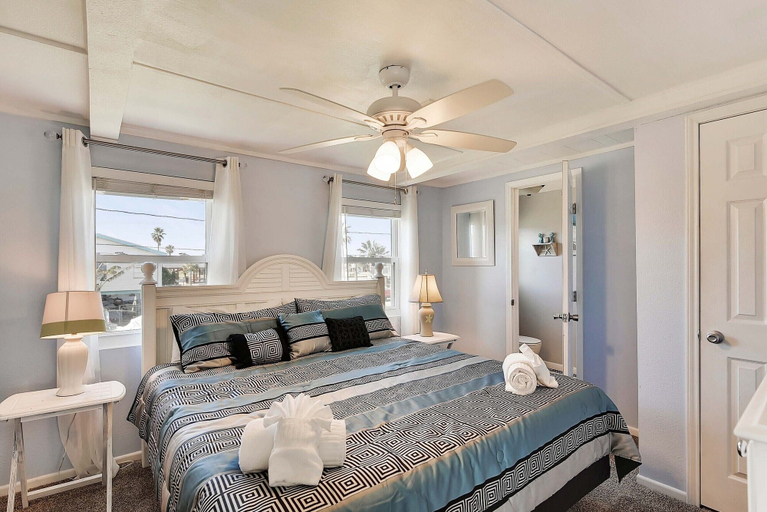 Bedroom 3, Kokomo Korner, Galveston