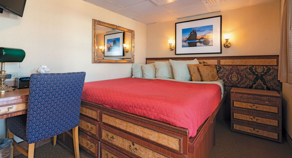 Bedroom 2, Wilderness Legacy, Juneau