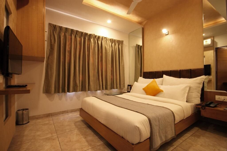 Bedroom 2, Hotel Bait Inn, Ahmadabad