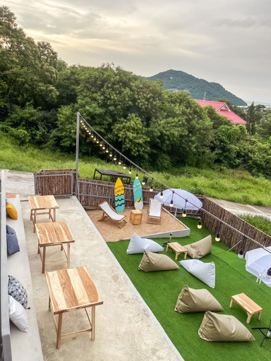 Others 2, Neutron Bungalow, Koh Si Chang