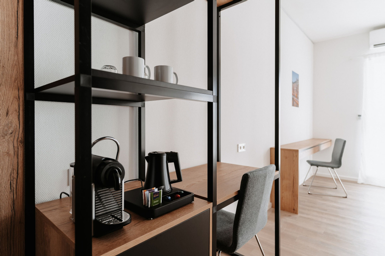 Dining Room 10
