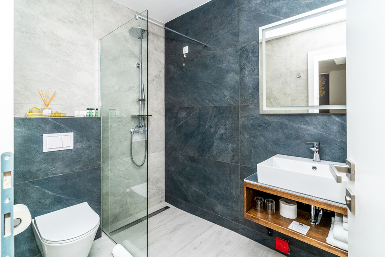 Bathroom 4, Heritage Hotel Stypia, Crikvenica