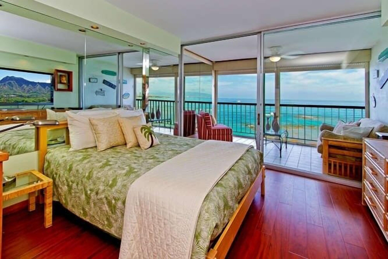 Bedroom 1, Sans Souci 702 Studio Bedroom Condo, Honolulu