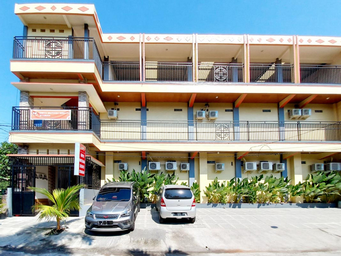 Exterior & Views 2, Griya Mutiara Serayu Syariah near Univ. Merdeka Madiun, Madiun