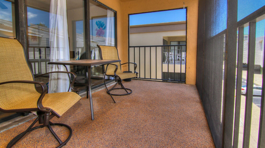 Public Area, Sea Club by Teeming Vacation Rentals, Pinellas