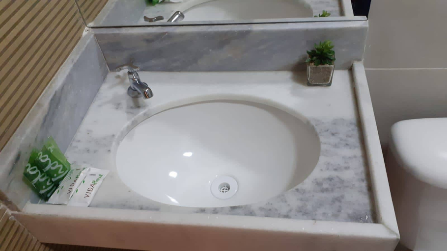 Bathroom 4, Pousada Antonella, Maragogi