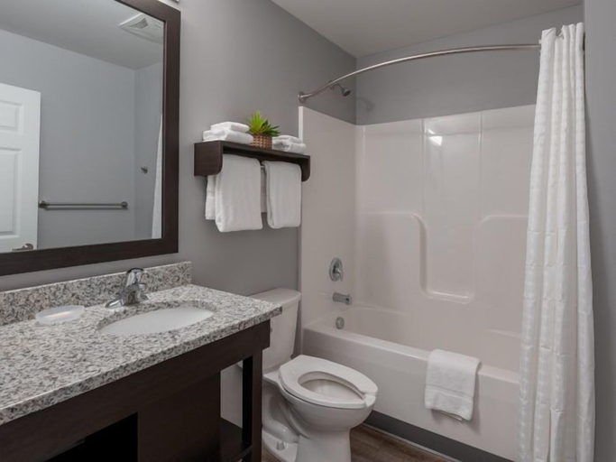 Bathroom 4, stayAPT Suites Alexandria-Fort Belvoir, Fairfax