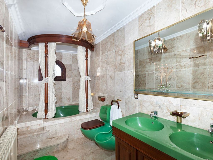 Bathroom 5, Casa Can Riera by CheelHotels, Baleares