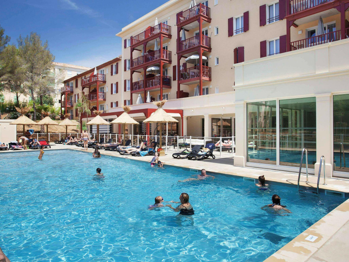 Sport & Beauty 5, Cozy Contemporary Stay, Var