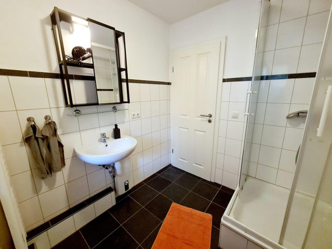 Others 5, Spacious Apartment in urban location, Hamburg