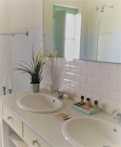 Bathroom 4, HOTEL MOLI CANYISSET, Valencia