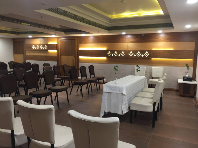Food & Drinks 5, Hotel Mandovin - A Premium Hotel In Udaipur, Udaipur