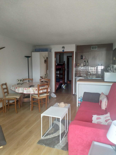 Others 4, Chalets Pierre Aigue, Savoie