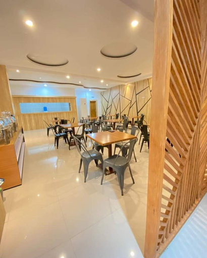 Food & Drinks 5, Palopo Beach Hotel, Palopo