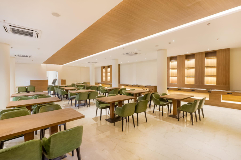 Food & Drinks 5, Club Mahindra Arookutty, Alappuzha