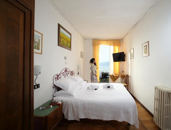 Bedroom 3, Hotel Suisse, Como