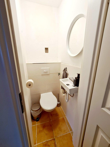 Others 3, Spacious Apartment in urban location, Hamburg