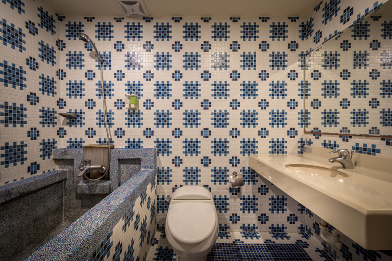 Bathroom 5, We Resort, Nantou