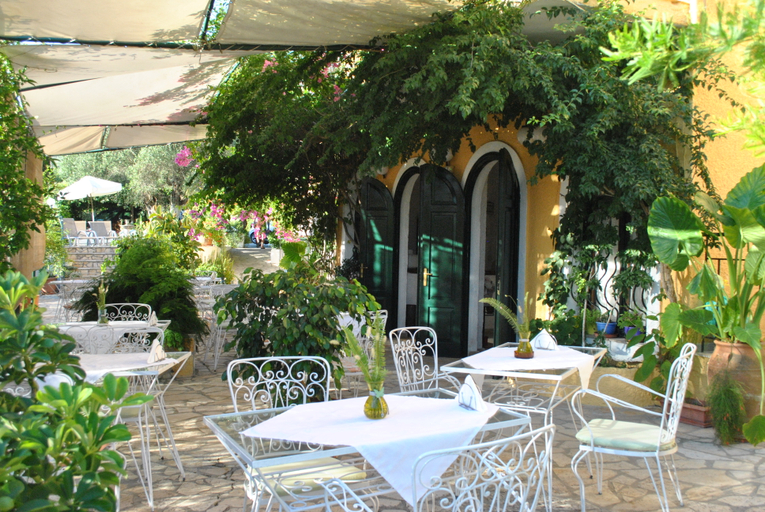 Food & Drinks 4, Helios Splendid, Ionian Islands