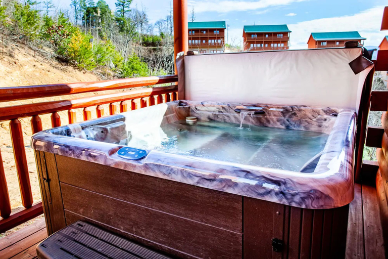 Sport & Beauty 3, Lazy Bear Lodge With Private Pool, Sevier
