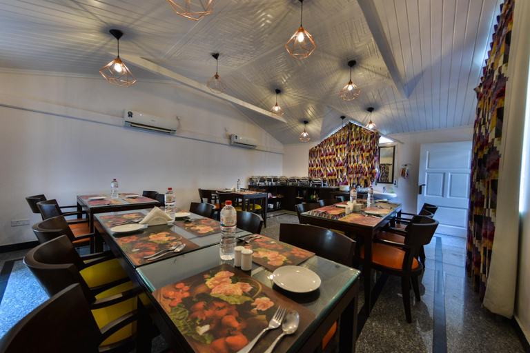 Food & Drinks 5, Hotel Metropolis, Srinagar