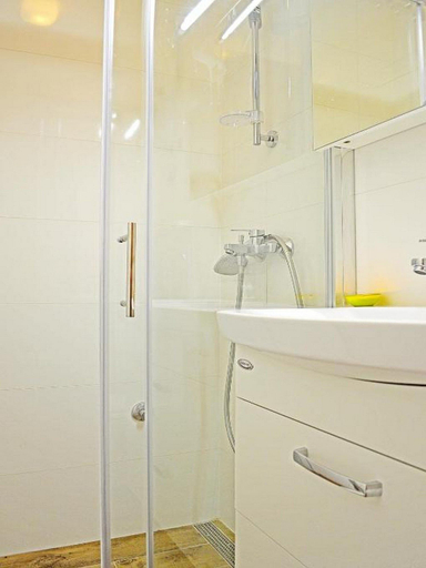 Bathroom 3, Apartments Kate, Makarska