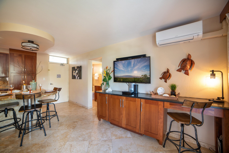 Food & Drinks 5, Ocean View Condo on Sugar Beach Steps to Pool - Nani Kai Hale 308, Maui