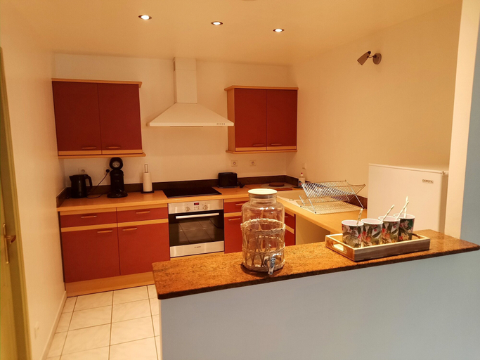 Others 5, Proche zone industrielle, Wi-fi, Netflix, Tout confort, Nord