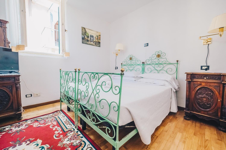 Bedroom 2, Hotel Suisse, Como