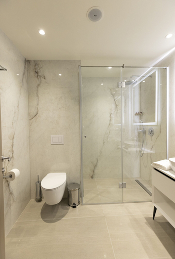Bathroom 4, ATLAS, Timisoara