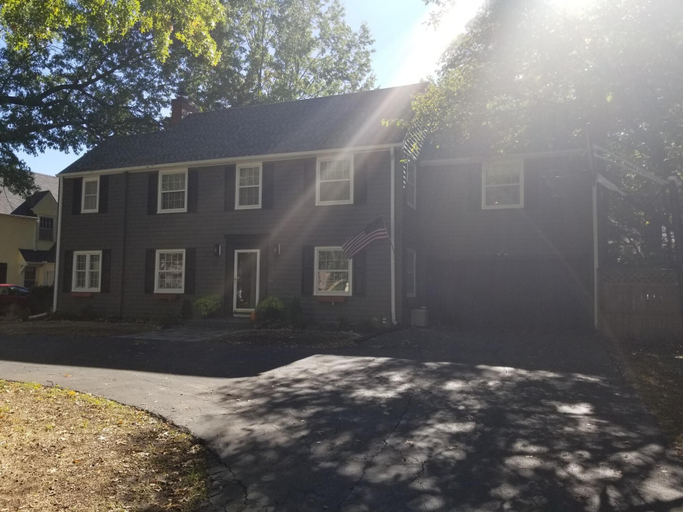 Exterior & Views 2, Complete BnB Presents Tkw3121 Marvelous Upscale 3Br 2bath Home, Shawnee