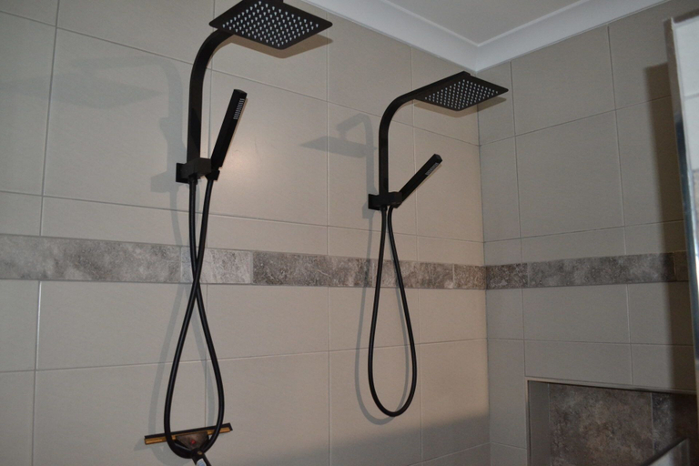Bathroom 4, 27 Corella Court, Exmouth