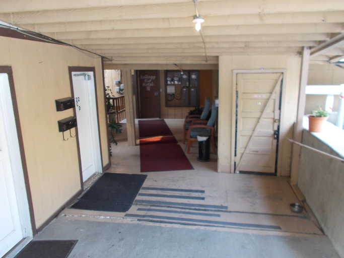 Others 4, Historic Kellogg Rio Hotel, Shoshone