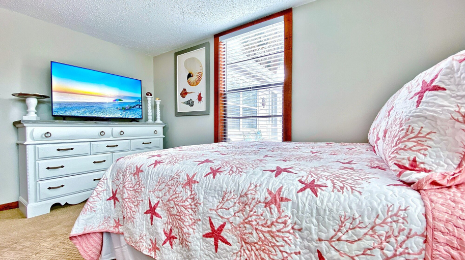 Bedroom 3, Windward on the Gulf 10 by Teeming Vacation Rentals, Pinellas