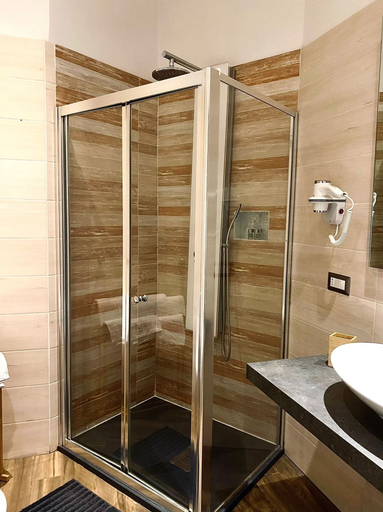 Bathroom 2, Allegra Suites, Roma