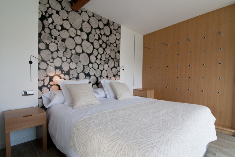 Bedroom 3, Cal Tonarro, Lleida