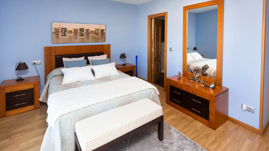 Bedroom 2, Hospedium Galitrips Vila Maruja Corme, A Coruña