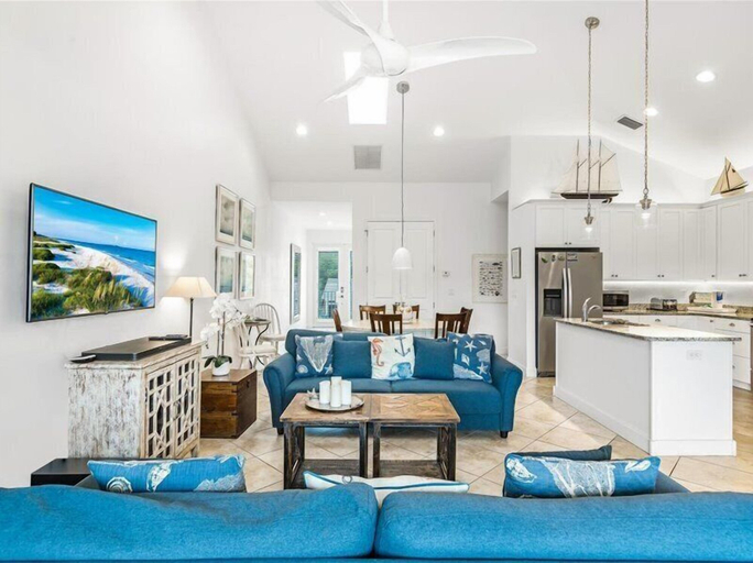 Others 5, 264 Tropical Shores Manor, Lee