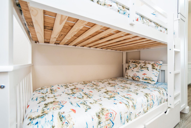 Bedroom 3, Absolute Beach, Nueces