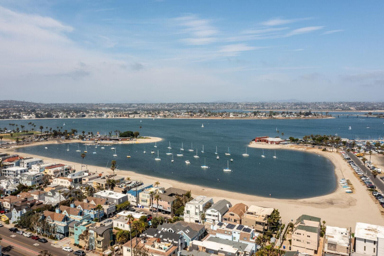 Others 5, Bayside Unit 3 - Bay View III, San Diego