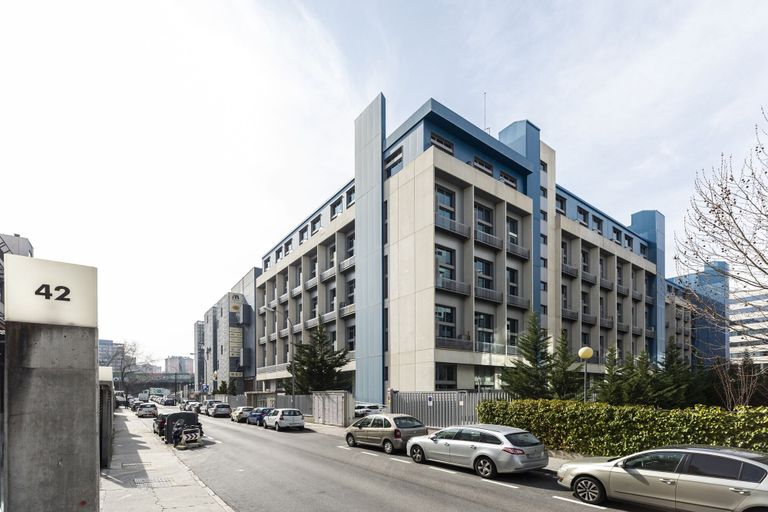 Exterior & Views 2, Suite Sanchinarro II, Madrid