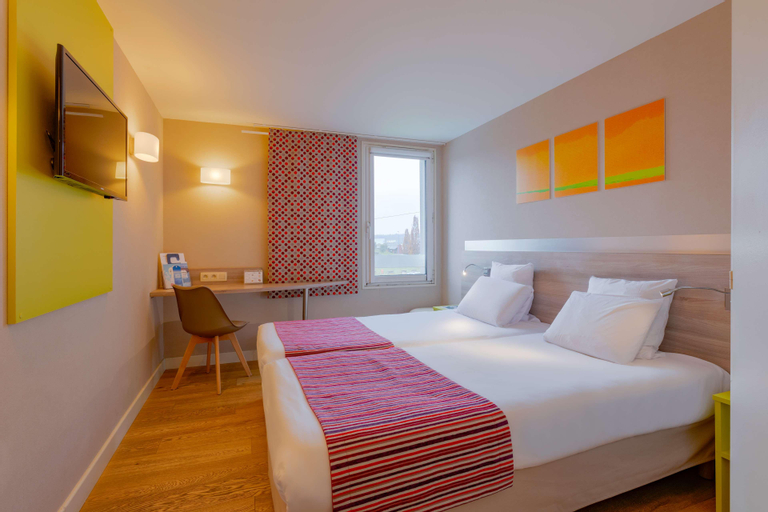Bedroom 13