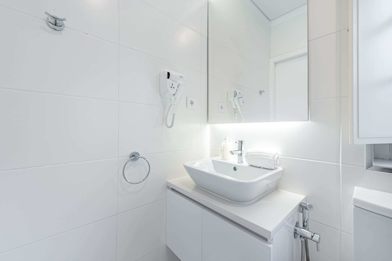 Bathroom 2, GuestReady - Port Studio 2, Vila Nova de Gaia