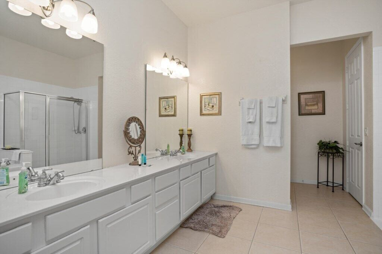 Bathroom 4, Pool View Penthouse 3 Bedroom Condo, Orange